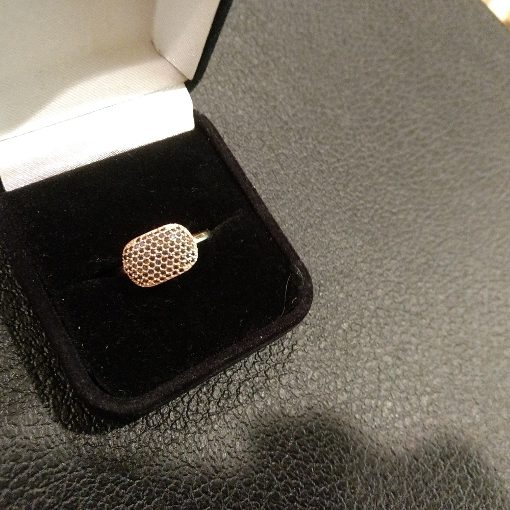 Rose Gold with Black Stone Ring, size 7 3/4